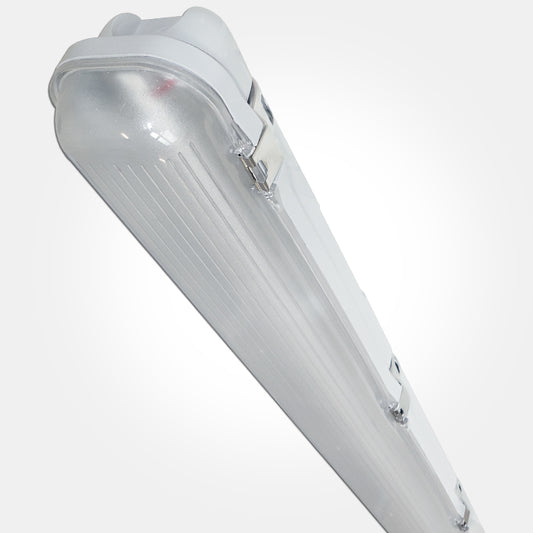 35W/4000k/3680lm/40,000hrs - Standard 6ft Single - IP65/IK10